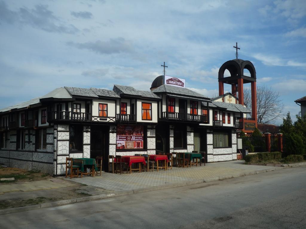 The Monastery Guest House Koshov 外观 照片